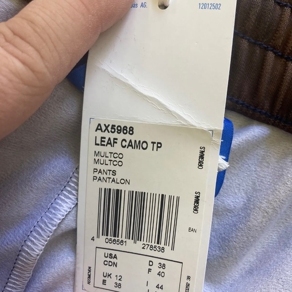 Adidas BNWT wide leg slouchy all over leaf camo pantaloon pants size 12 RARE - Picture 10 of 10
